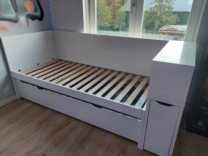 Ikea Flaxa Bed met Hoofdbord & Onderlade voor logeerbed, Huis en Inrichting, Slaapkamer | Bedden, Gebruikt, Eenpersoons, 90 cm