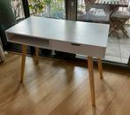 JYSK Tamholt bureau wit houten poten 100x50 met vak en lade, Huis en Inrichting, Bureaus, Ophalen, Gebruikt, Bureau