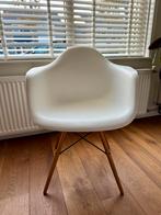 VITRA Witte Eames DAW Stoel, Wit, Ophalen of Verzenden, Zo goed als nieuw, Eén