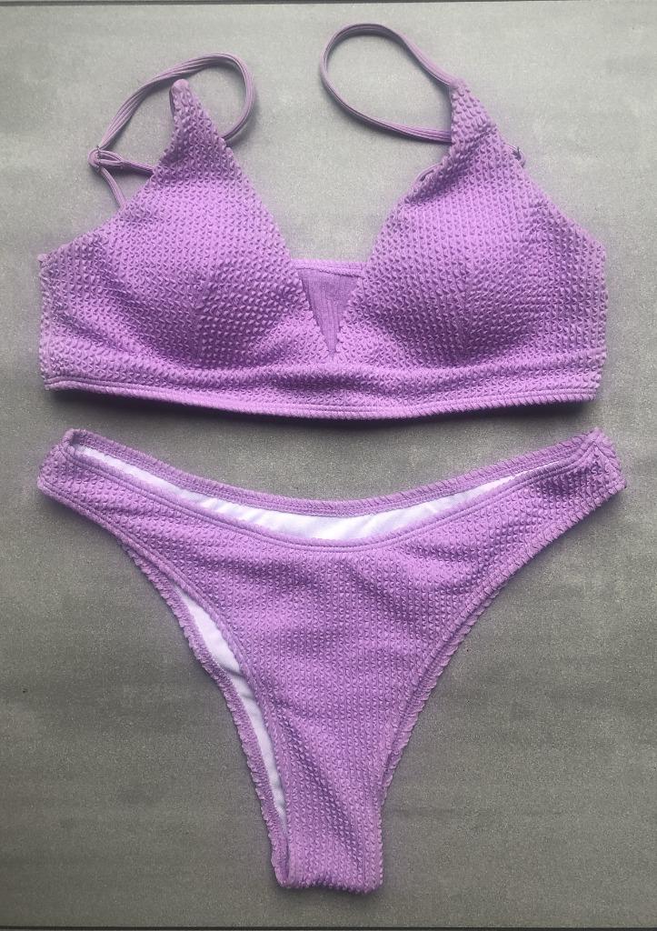 Mooie V-shape LILA bikini mt 40-42 *NIEUW* Paars, Kleding | Dames, Badmode en Zwemkleding, Nieuw, Bikini, Paars, Ophalen of Verzenden
