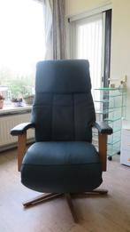 Prominent Sta-op fauteuil S-100, Huis en Inrichting, Stoelen, Ophalen, Blauw, Hout, Zo goed als nieuw