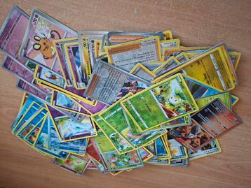 134 holo - reverse holo - cosmos holo - trick or trade  beschikbaar voor biedingen