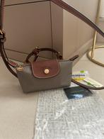 Longchamp mini met hengsel grijs, Ophalen of Verzenden, Zo goed als nieuw, Grijs, Schoudertasje
