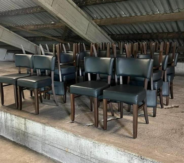 Luxe stoelen 48 stuks zie en lees omschrijving. Partij!, Huis en Inrichting, Barkrukken, Zo goed als nieuw, 5 krukken of meer