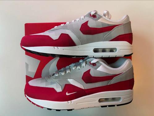 Nike Air Max 1 Low Poly // .SWOOSH // EU 44,5 // US 10,5, Kleding | Heren, Schoenen, Nieuw, Sneakers of Gympen, Overige kleuren