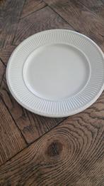 Wedgwood Edme 4 dinerborden, Huis en Inrichting, Keuken | Servies, Ophalen of Verzenden, Zo goed als nieuw, Bord(en), Wedgwood