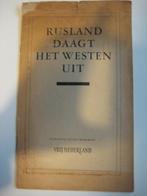 Rusland daagt het Westen uit (1954) L. de Jong, Gelezen, Ophalen of Verzenden