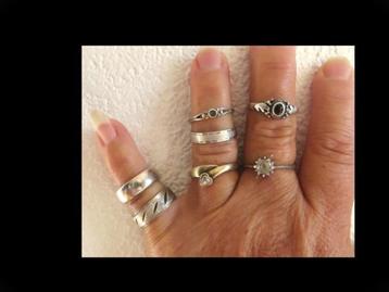 Verschillende Design 7 Zilveren Ringen /Stenen/Kleinematen! beschikbaar voor biedingen