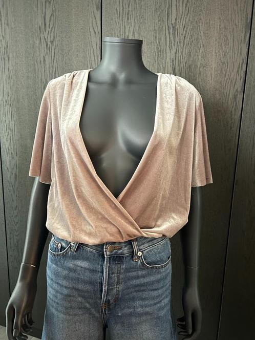 Nieuw! ZARA - beige body - 36 (S), Kleding | Dames, Blouses en Tunieken, Nieuw, Maat 36 (S), Beige, Verzenden