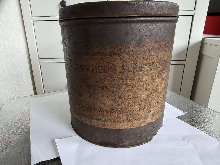 Oude metalen voorraadbus / bakkerijblik – Verheij Sliedrecht, Antiek en Kunst, Curiosa en Brocante, Ophalen of Verzenden
