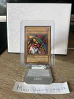 Yu-Gi-Oh! - Left arm of the forbidden one - 1st Edition, Hobby en Vrije tijd, Verzamelkaartspellen | Yu-gi-Oh!, Ophalen of Verzenden