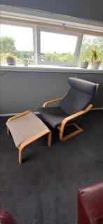 IKEA POANG met voetensteun, Huis en Inrichting, Fauteuils, Ophalen, Zo goed als nieuw