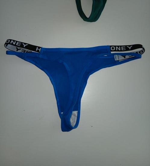 Pakket sportieve strings xl ook los te koop, Kleding | Dames, Ondergoed en Lingerie, String, Verzenden
