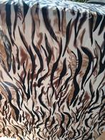 Dierenprint Lycra stof 165 lang x 150 breed, Hobby en Vrije tijd, Stoffen en Lappen, Overige materialen, Bruin, 120 cm of meer