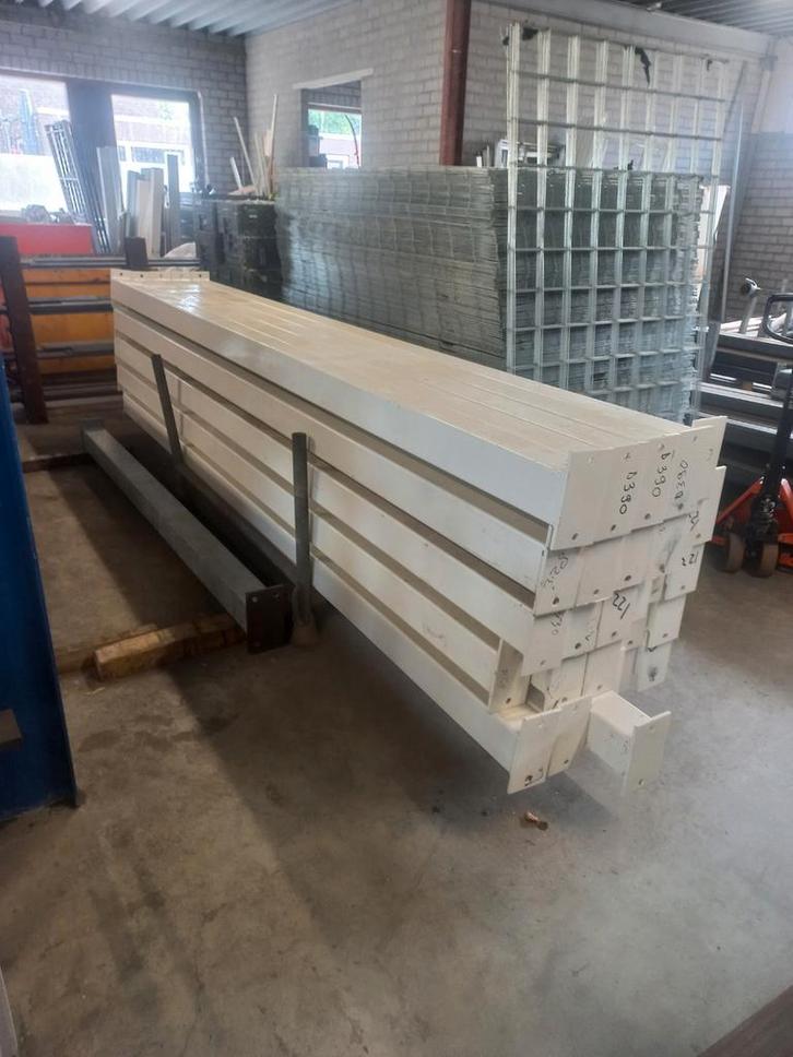 Stalen kokers / ijzeren kokers / staanders, Doe-het-zelf en Verbouw, Metalen, Zo goed als nieuw, IJzer, Ophalen