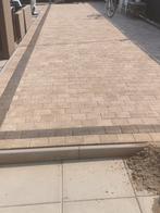 Gratis af te halen 24 m3 tuin tegels, Tuin en Terras, Ophalen, Gebruikt, 10 m² of meer, Beton
