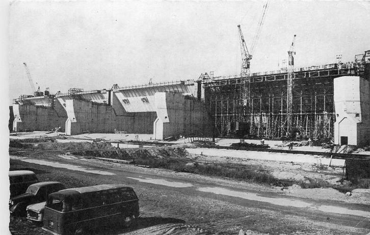 701193051 Hellevoetsluis Deltawerken, Verzamelen, Ansichtkaarten | Nederland, Zuid-Holland, Voor 1920, Verzenden