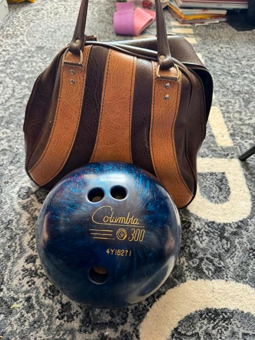 Bowlingbal Columbia 300, Sport en Fitness, Bowlen, Zo goed als nieuw, Bal, Ophalen of Verzenden