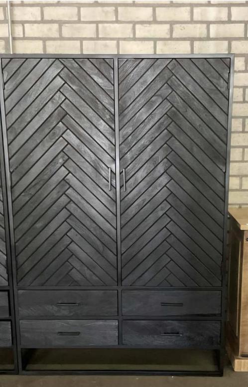 Moods salontafel,eettafel,visgraatbuffetkast als set te koop, Antiek en Kunst, Antiek | Meubels | Kasten, Ophalen of Verzenden