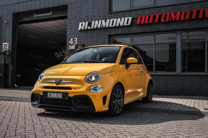 Abarth 595 1.4 T-Jet Abarth 595 |carplay|Yellow|Led|Garantie, Auto's, Abarth, Bedrijf, Te koop, ABS, Adaptive Cruise Control, Airbags