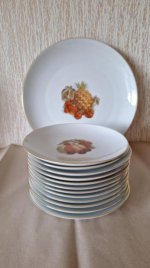 Mooie gebaksborden en serveerschaal Furstenberg nr 02080/7, Huis en Inrichting, Keuken | Servies, Zo goed als nieuw, Compleet servies