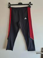 Adidas zwart-rood sportbroek 
Maat M, Kleding | Dames, Maat 38/40 (M), Adidas, Ophalen of Verzenden, Zo goed als nieuw