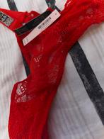 Victoria's Secret Rode String Kant Diamantjes Maat M, Verzenden, Rood, String