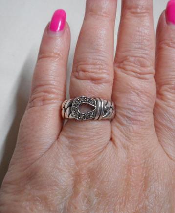 Zilveren ring met markasiet steentjes maat 18 nr.983 beschikbaar voor biedingen