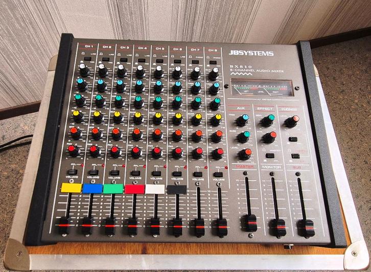 Mengpaneel en eindversterker, Muziek en Instrumenten, Mengpanelen, Zo goed als nieuw, 5 tot 10 kanalen, Microfooningang, Ophalen