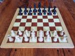 Vintage schaak- en damspel, Hobby en Vrije tijd, Gezelschapsspellen | Bordspellen, Ophalen of Verzenden, Gebruikt