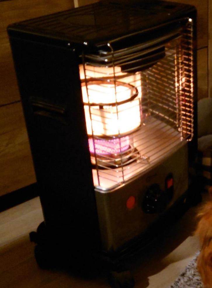 Qlima R 8128S dubbel Brander- 2850W, Huis en Inrichting, Kachels, Gebruikt, Vrijstaand, Petroleumkachel, Overige brandstoffen