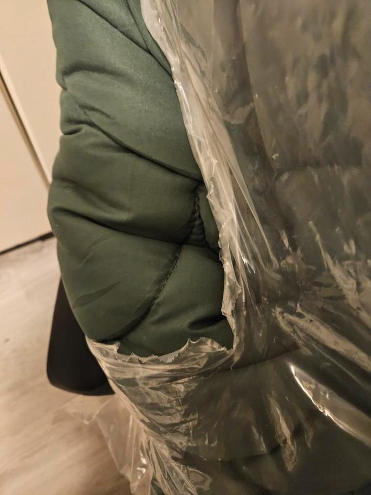 Nieuw dekbed zonder overtrek - Dark Green, Huis en Inrichting, Slaapkamer | Beddengoed, Nieuw, Dekbedovertrek, Tweepersoons, Groen