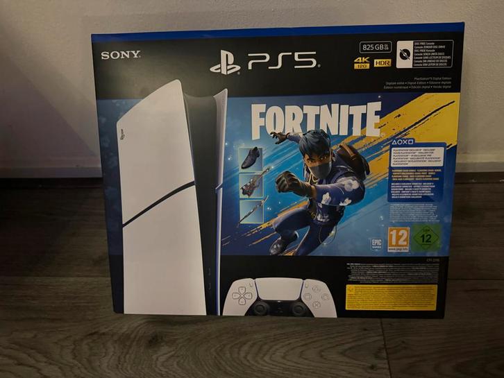 PlayStation 5 Digital - Nieuw in doos + Fortnite, Spelcomputers en Games, Spelcomputers | Sony PlayStation 5, Nieuw, Playstation 5 Digital
