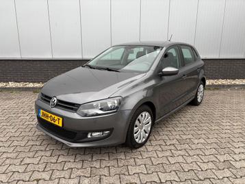 Volkswagen Polo 1.4 highline stoelverw. | cruise | airco beschikbaar voor biedingen