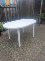 Gratis: witte kunststof tuintafel - 135x90x70 cm, Ophalen, Zo goed als nieuw, Ovaal, Kunststof