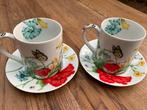 TAITÙ Papaveri twee mokken met schotels - 1996 - Nieuwstaat, Nieuw, Ophalen of Verzenden, Overige stijlen, Kop(pen) en/of Schotel(s)