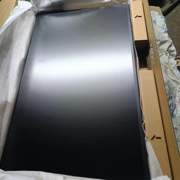 Dell P2725HE 27” inch monitor beeldscherm met usb-c hub beschikbaar voor biedingen