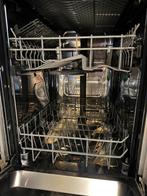 Smalle vaatwasser medelstor IKEA, Witgoed en Apparatuur, Vaatwasmachines, Ophalen, Zo goed als nieuw, Inbouw, Minder dan 85 cm