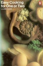 Louise Davies - Easy Cooking for One or Two., Ophalen of Verzenden, Zo goed als nieuw