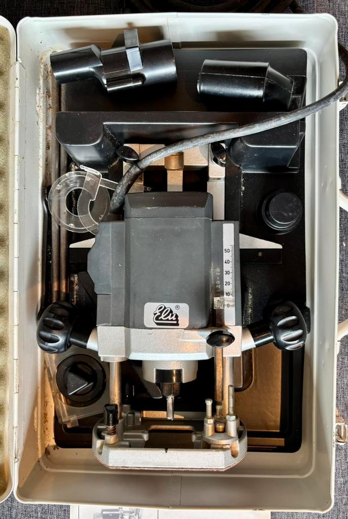 Elu MOF 96 Z bovenfrees in koffer met accessoires, Doe-het-zelf en Verbouw, Gereedschap | Freesmachines, Gebruikt, Elektrisch