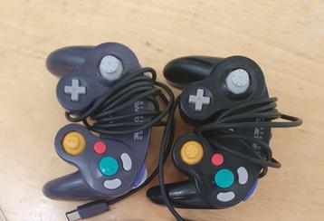2 Gebruikte GameCube Controllers beschikbaar voor biedingen