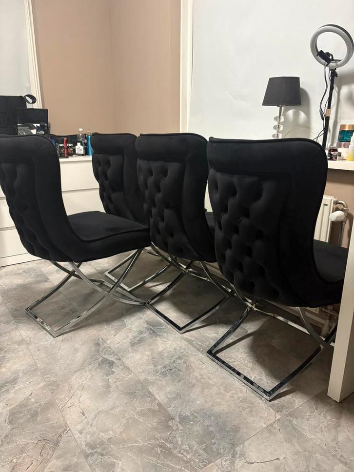Complete eethoek eric kuster velvet velours zwart stoelen, Huis en Inrichting, Complete eetkamers, Zo goed als nieuw, 4 tot 6 stoelen