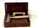 vintage bakeliet scheerapparaatje auto strop, Ophalen of Verzenden, Persoonlijke verzorging
