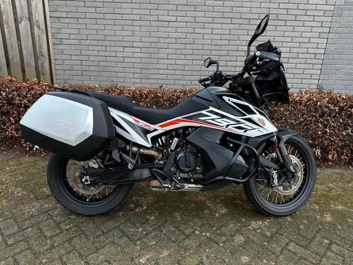 KTM 790 ADVENTURE. Dealeronderhouden, Quickshifter, Motoren, Motoren | KTM, Particulier, Toermotor, meer dan 35 kW, 4 cilinders