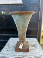 Brocante gietijzeren kelkvaa, Ophalen of Verzenden