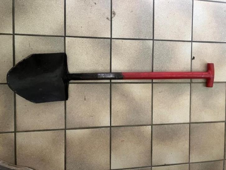 Scheppen en pikhouwelen ex NL leger oa 1 x WW 2 schep 1942, Verzamelen, Militaria | Algemeen, Landmacht, Overige typen, Nederland