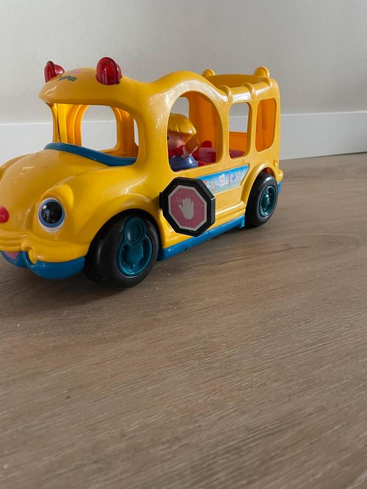 Little People Bus met 2 poppetjes en koffer, Kinderen en Baby's, Speelgoed | Overig, Gebruikt, Jongen of Meisje, Ophalen of Verzenden