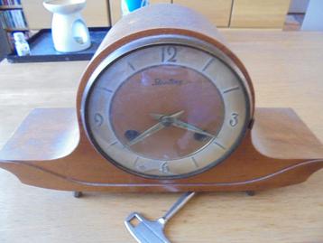 Pendule beschikbaar voor biedingen