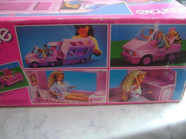vintage barbie camper / wagen uit 1989 leuke camper, Verzamelen, Poppenhuizen en Toebehoren, Gebruikt, Poppenhuis, Ophalen of Verzenden
