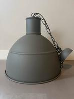 Karwei Hanglamp Tygo Grijs - Industrieel, Huis en Inrichting, Lampen | Hanglampen, Ophalen, Zo goed als nieuw, Metaal, Minder dan 50 cm